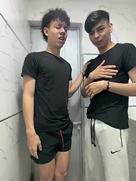 Snapshot of yoursexyjose chatting on 04/15/26, 06:59 yoursexyjose online show from 04/15/26, 06:59