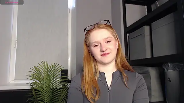 Snapshot of AmandaWatts chatting on 02/21/26, 06:36 AmandaWatts online show from 02/21/26, 06:36