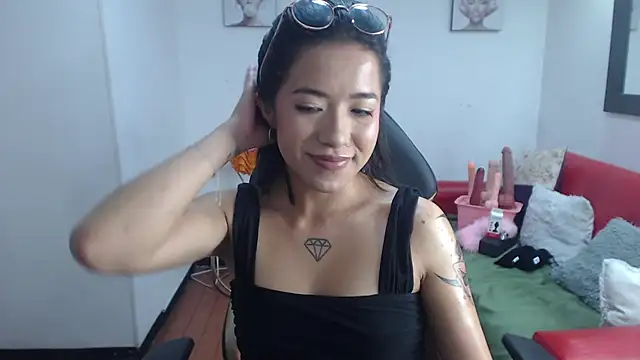 Lynn turner online show from 04/13/26, 08:03