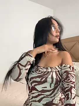 Snapshot of Lucianaaguzman chatting on 02/28/26, 09:05 Lucianaaguzman online show from 02/28/26, 09:05