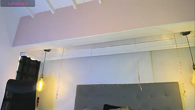 SamiraMalek  online show from 02/14/26, 12:35