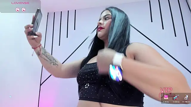 Snapshot of KeylaGomez_ chatting on 02/04/26, 12:44 KeylaGomez online show from 02/04/26, 12:44