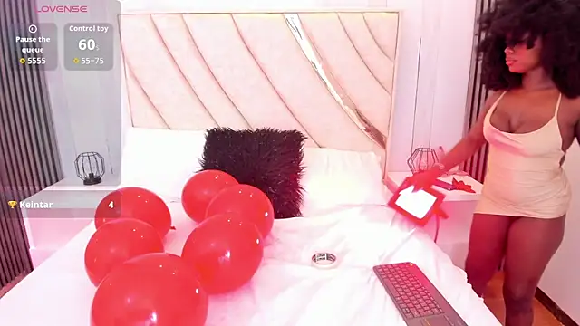 Snapshot of Sotf_Charlotte chatting on 02/14/26, 07:21 Sotf Charlotte online show from 02/14/26, 07:21