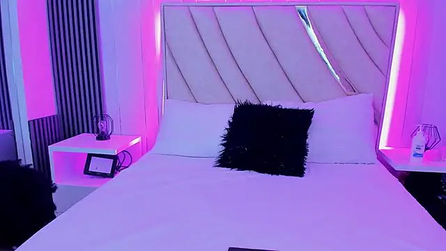 Snapshot of Sotf_Charlotte chatting on 02/26/26, 07:35 Sotf Charlotte online show from 02/26/26, 07:35