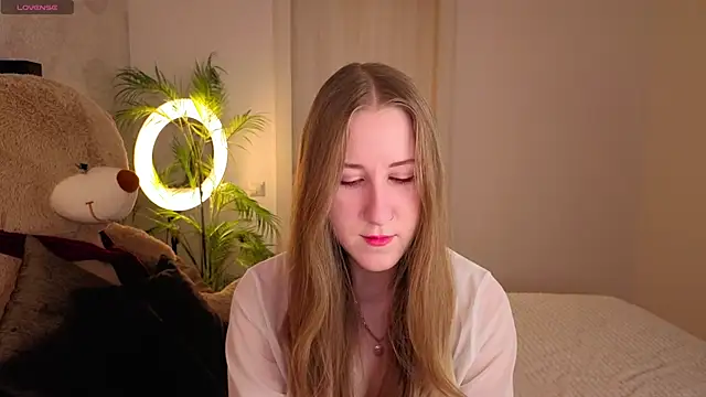 Snapshot of CassieReborn chatting on 03/03/26, 04:24 CassieReborn online show from 03/03/26, 04:24