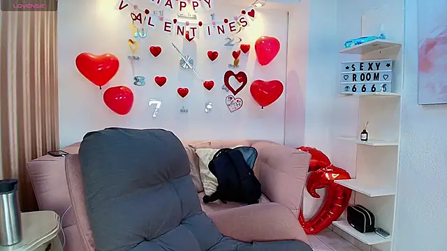 Luna Millers online show from 02/20/26, 03:47