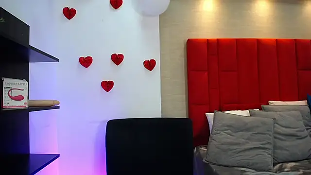 Luna Millers online show from 03/02/26, 04:25