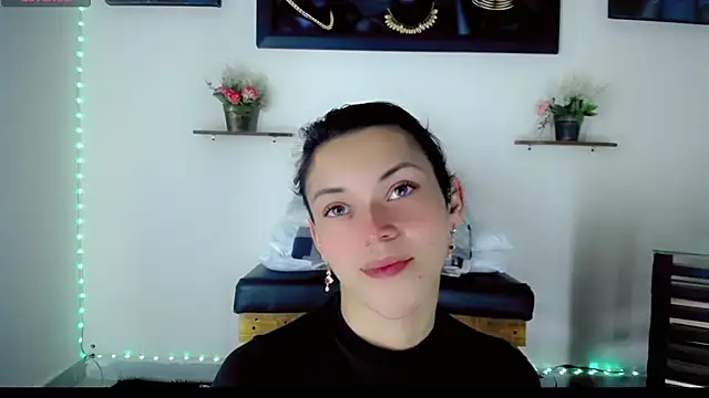 NathalialLooes online show from 02/25/26, 05:28