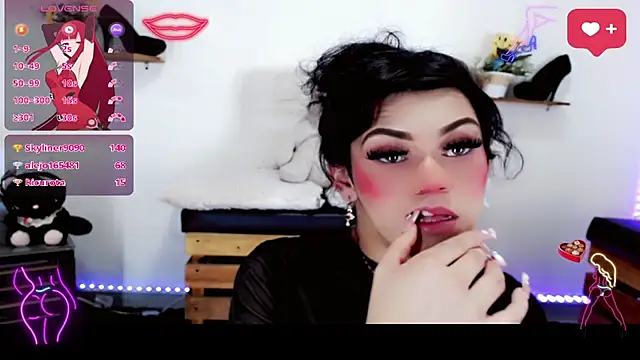 NathalialLooes online show from 03/21/26, 08:19