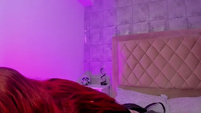 Snapshot of CleoFoxx_ chatting on 02/25/26, 01:43 CleoFoxx online show from 02/25/26, 01:43