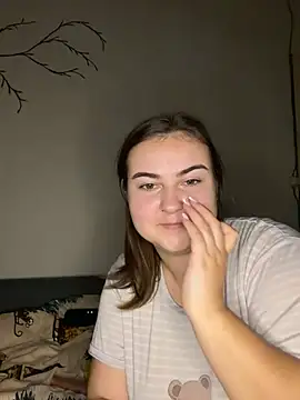 Snapshot of AlyaX_X chatting on 02/02/26, 02:38 AlyaX X online show from 02/02/26, 02:38