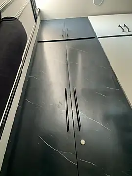 Snapshot of tonyxx000 chatting on 04/24/26, 11:01 tonyxx000 online show from 04/24/26, 11:01