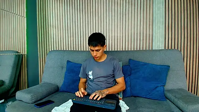 Aron pulse online show from 02/24/26, 01:09