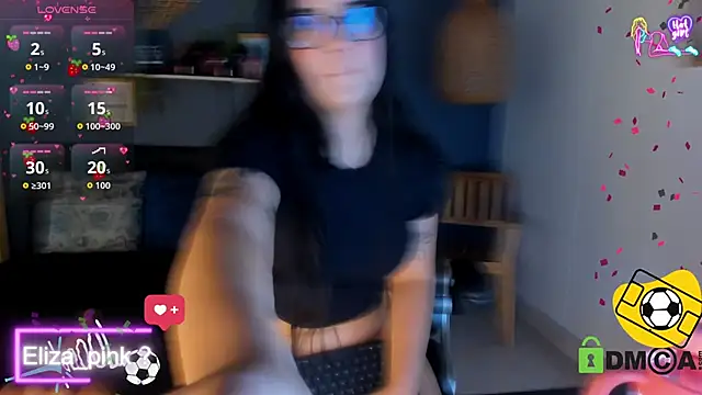 Snapshot of eliza_pink24 chatting on 06/19/26, 06:45 eliza pink24 online show from 06/19/26, 06:45
