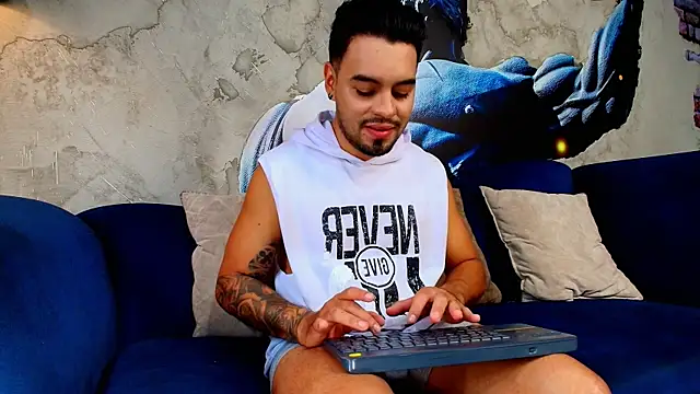 DaveParker  online show from 02/11/26, 01:27