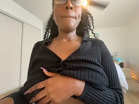 Snapshot of Anadia_Starr chatting on 03/13/26, 12:50 Anadia Starr online show from 03/13/26, 12:50