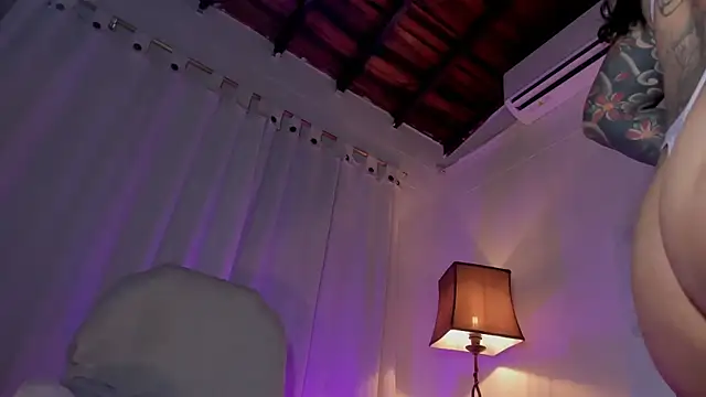 Victoria-swan online show from 02/27/26, 12:05