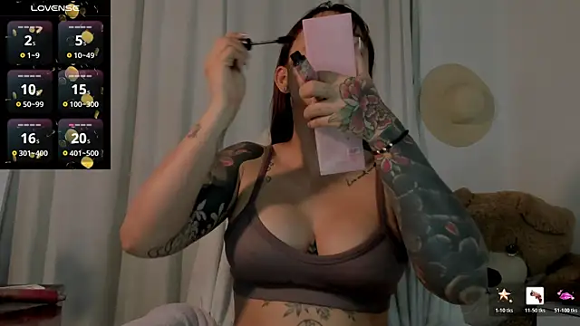 Victoria-swan online show from 04/04/26, 11:51