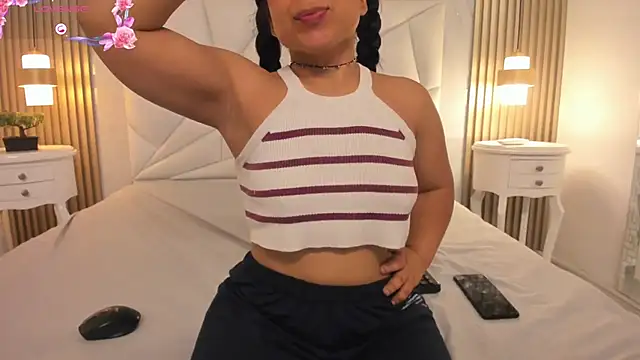 Snapshot of chiarafustox chatting on 03/10/26, 06:57 chiarafustox online show from 03/10/26, 06:57