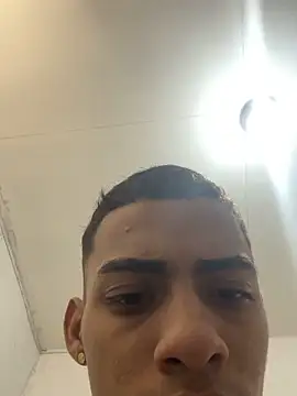 Snapshot of dominick_fran chatting on 03/20/26, 06:07 dominick fran online show from 03/20/26, 06:07