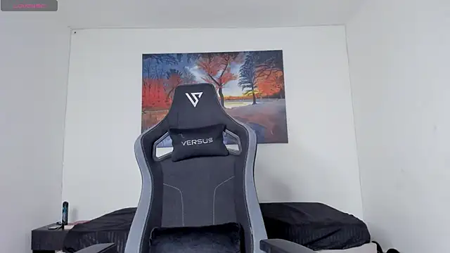 Snapshot of ryanwhite3 chatting on 04/20/26, 09:27 ryanwhite3 online show from 04/20/26, 09:27