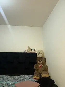 Snapshot of mari_pauli_xx chatting on 02/15/26, 12:29 mari pauli xx online show from 02/15/26, 12:29