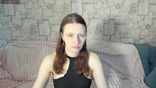 Snapshot of Kathrine_Meyer chatting on 05/06/26, 02:19 Kathrine Meyer online show from 05/06/26, 02:19