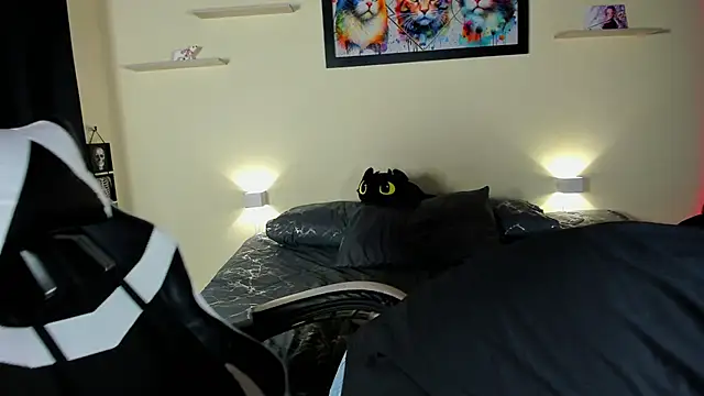 Snapshot of meredit_cris23 chatting on 02/20/26, 06:26 meredit cris23 online show from 02/20/26, 06:26