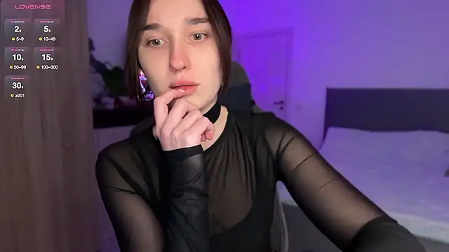 MegiMagic online show from 02/02/26, 05:33