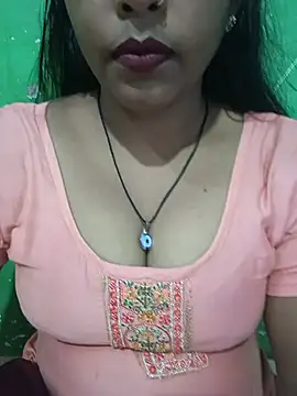 Snapshot of Parul-009 chatting on 06/25/26, 06:07 Parul-009 online show from 06/25/26, 06:07