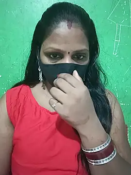 Snapshot of Parul-009 chatting on 07/04/26, 04:29 Parul-009 online show from 07/04/26, 04:29