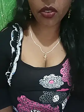 Snapshot of Parul-009 chatting on 07/15/26, 07:02 Parul-009 online show from 07/15/26, 07:02