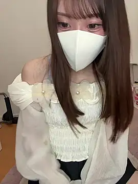Snapshot of momo_mm chatting on 04/30/26, 03:02 momo mm online show from 04/30/26, 03:02