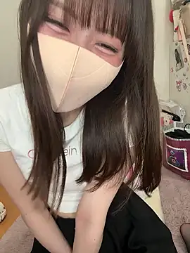 Snapshot of momo_mm chatting on 07/19/26, 02:04 momo mm online show from 07/19/26, 02:04