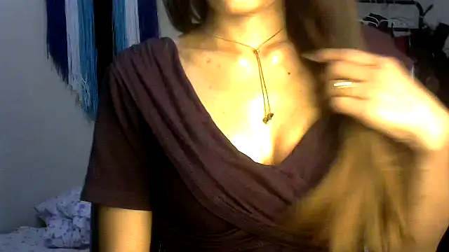 Snapshot of call_me_babyy chatting on 04/16/26, 04:41 call me babyy online show from 04/16/26, 04:41