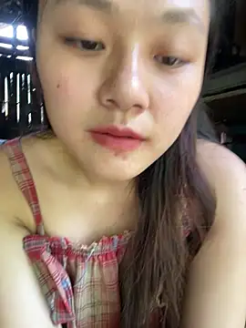 Snapshot of bikhidj chatting on 04/08/26, 04:45 bikhidj online show from 04/08/26, 04:45