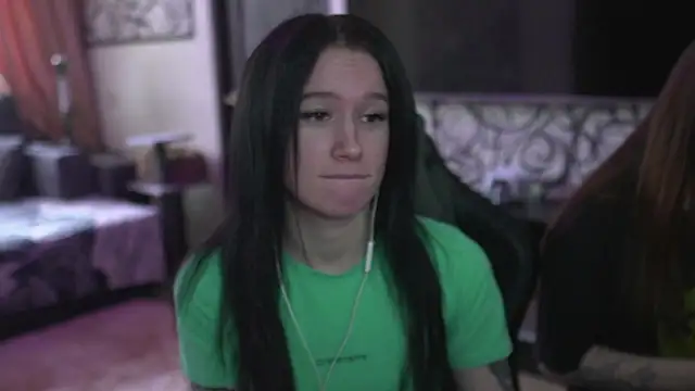 Carolina G0lden online show from 02/21/26, 10:49