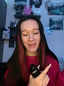 Snapshot of Carolina_G0lden chatting on 04/19/26, 10:12 Carolina G0lden online show from 04/19/26, 10:12