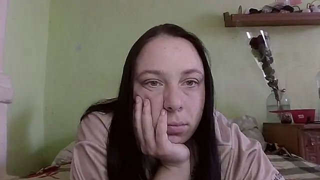 Snapshot of MillaSourety chatting on 03/15/26, 08:31 MillaSourety online show from 03/15/26, 08:31