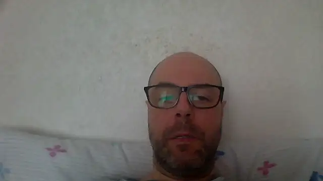 Snapshot of AlexRue chatting on 03/20/26, 11:26 AlexRue online show from 03/20/26, 11:26