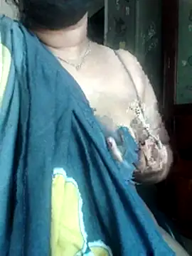 Snapshot of Tamil_Devasri chatting on 03/21/26, 08:19 Tamil Devasri online show from 03/21/26, 08:19