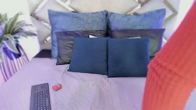 Snapshot of daniela_sps chatting on 02/27/26, 07:03 daniela sps online show from 02/27/26, 07:03