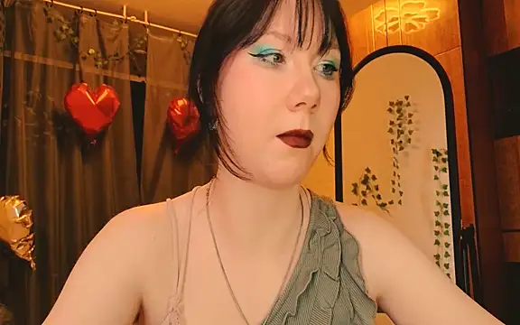 Snapshot of marty_bree chatting on 02/27/26, 02:28 marty bree online show from 02/27/26, 02:28