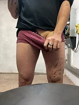 Snapshot of Bibs88200 chatting on 02/04/26, 02:12 Bibs88200 online show from 02/04/26, 02:12