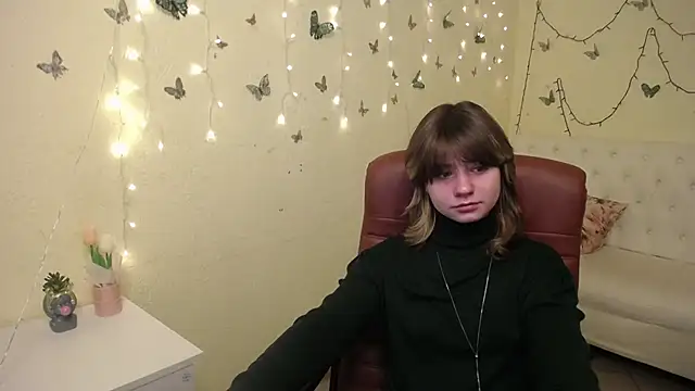 Snapshot of AnnaWest_ chatting on 02/23/26, 06:22 AnnaWest online show from 02/23/26, 06:22