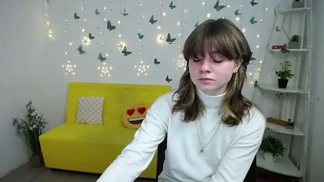 Snapshot of AnnaWest_ chatting on 02/25/26, 06:23 AnnaWest online show from 02/25/26, 06:23