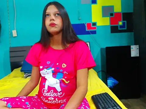 analyn-2027 online show from 02/05/26, 11:42