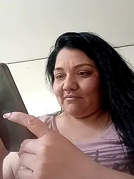 Snapshot of Cati_cat3 chatting on 02/19/26, 06:48 Cati cat3 online show from 02/19/26, 06:48