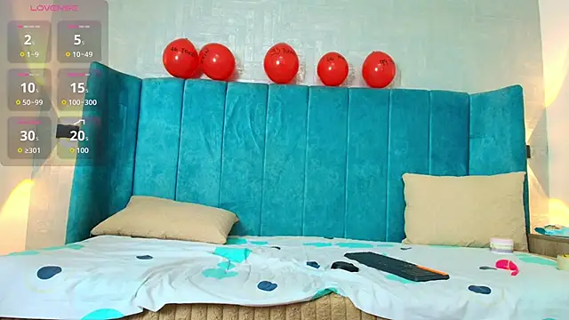 dulcenena moon online show from 02/14/26, 07:32