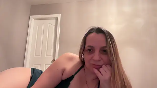 ShyFlameLive online show from 02/11/26, 12:37